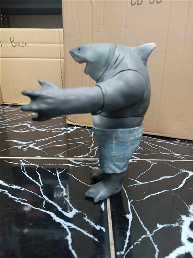 Mua bán MÔ HÌNH SUICIDE SQUAT KING SHARK FAKE